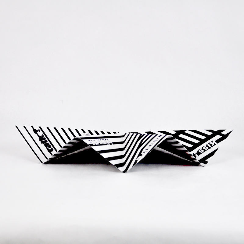 op-art, optische täuschungen, BLACK&WHITE, hand fan, giveaway, wiener fächer, airdevienne, petra stelzmüller, wienerbrise, wienerluft, heisseluft, breeze, design, austria, vienna, austriatoday, austrialove, bestofaustria, designeveryday, form, individual, designagency, designstudio, designlovers