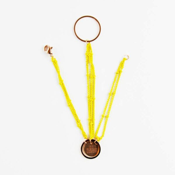 petra stelzmueller armband ketten gold rose hiphop sklave design
