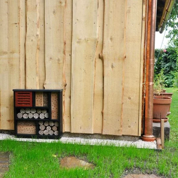 Insektenhotel modern klein anders design Fuellung